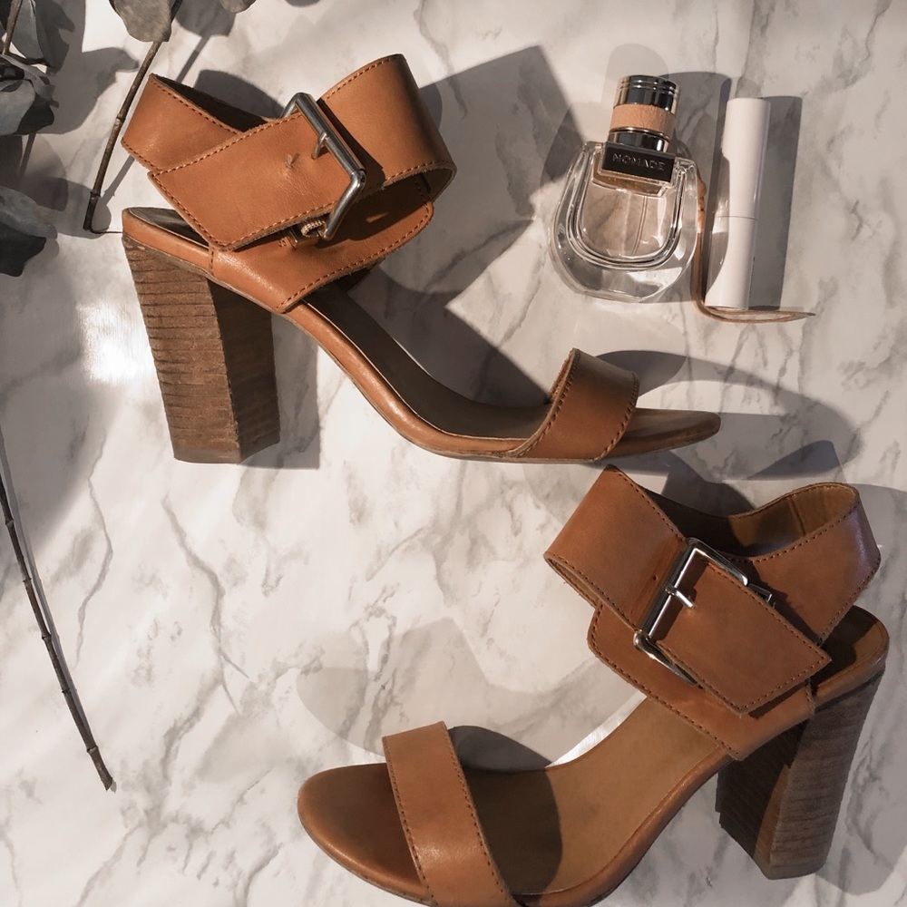 Steve Madden sandals